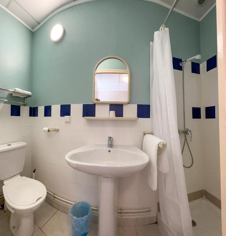فندق Le Petit Logis Beaumont-en-Véron المظهر الخارجي الصورة