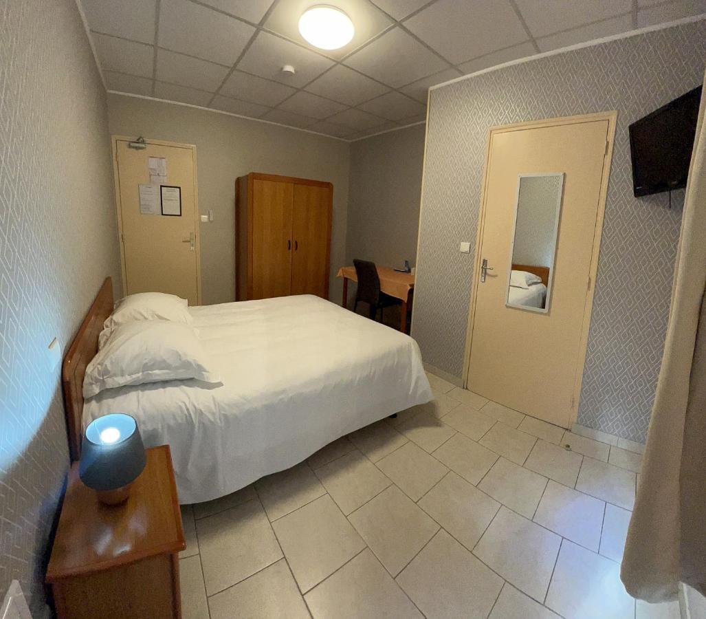 فندق Le Petit Logis Beaumont-en-Véron المظهر الخارجي الصورة